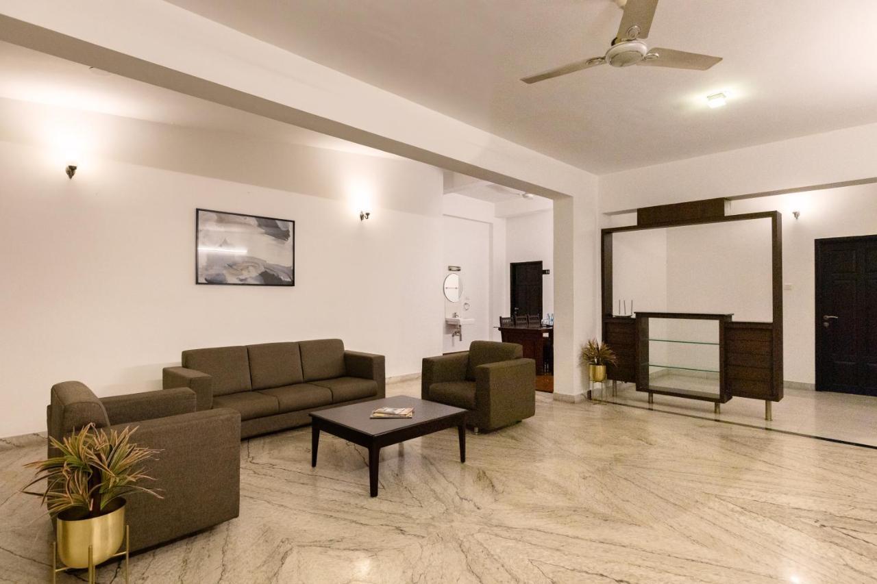 Hotel Paramount Suites&Service Apartments Mangaluru Exterior foto